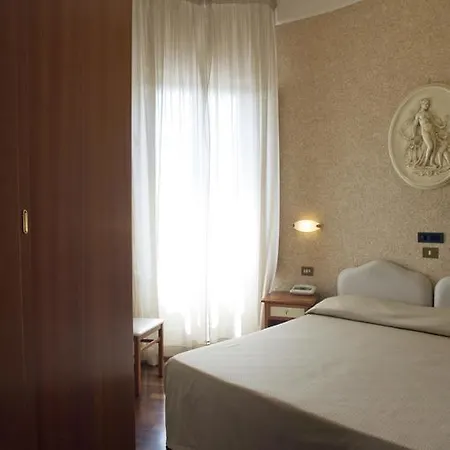 Hotell Patria Chianciano Terme